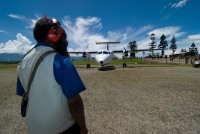 Letadlo se vrací, my zůstáváme v